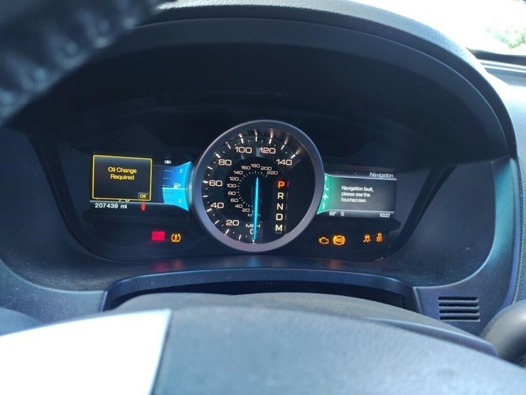 2012-ford-explorer-xlt-image-7
