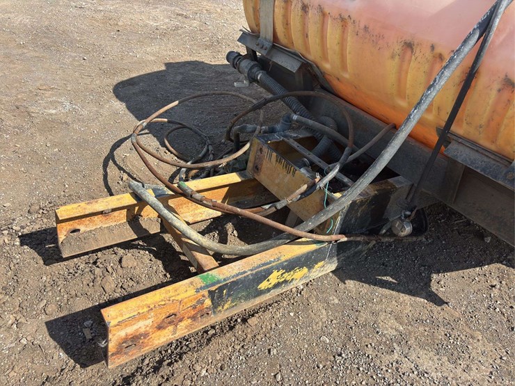 john-deere-8400-image-5