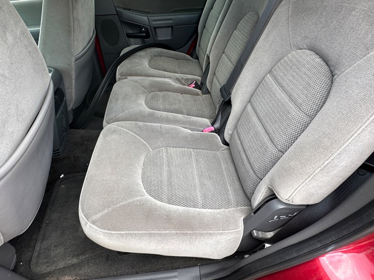 2005-ford-explorer-image-27