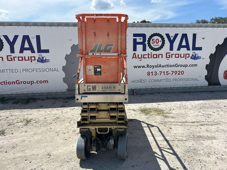 2006-jlg-2030es-image-12