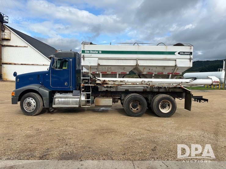 1998-peterbilt-385-image-4