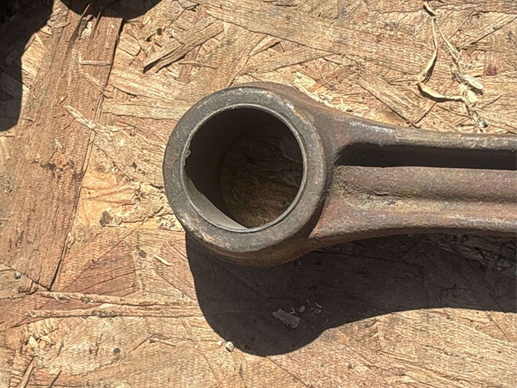 john-deere-model-g-rod-set-and-camshaft-image-3