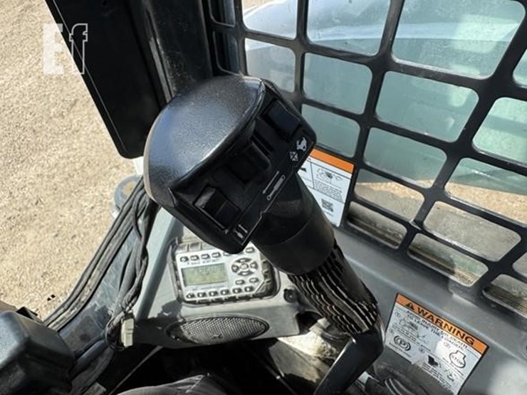 2019-bobcat-t770-image-40