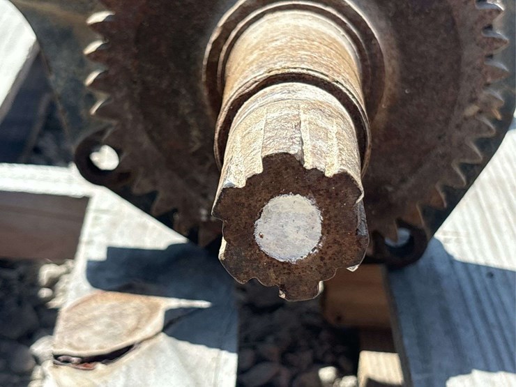 john-deere-model-a-crankshaft-image-3