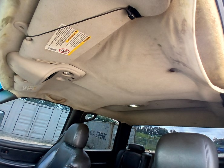 2005-chevrolet-silverado-image-49
