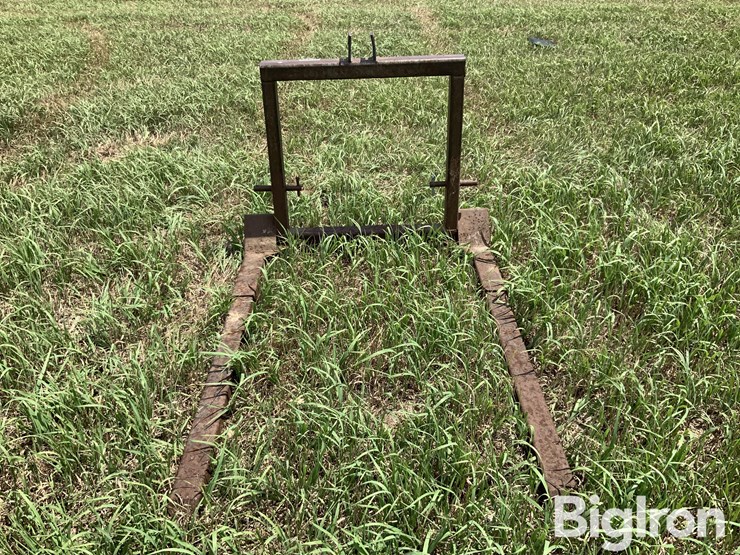 homemade-bale-spear-image-6