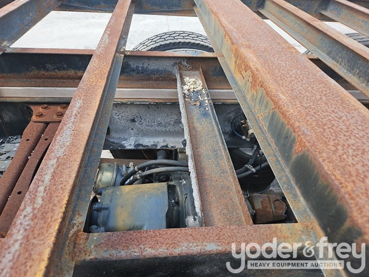 2004-caterpillar-3126-image-19