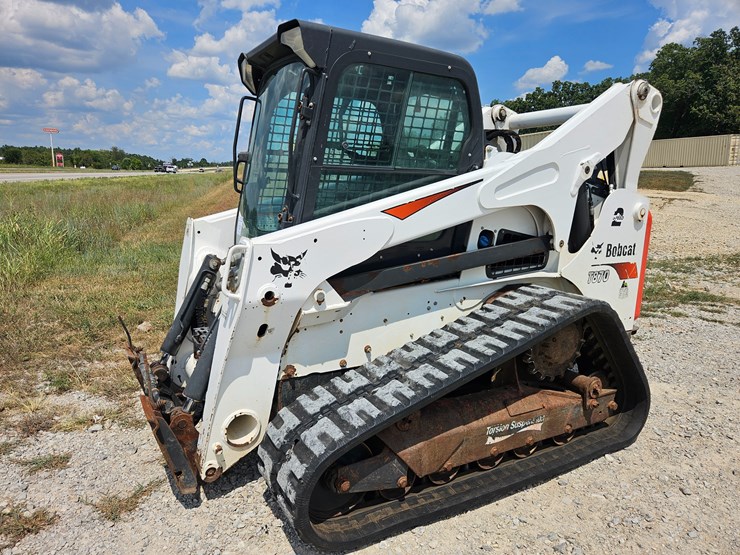 2019-bobcat-t870-image-5