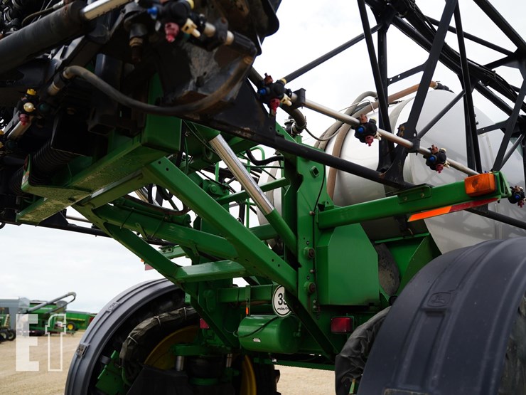 2011-john-deere-4930-image-24