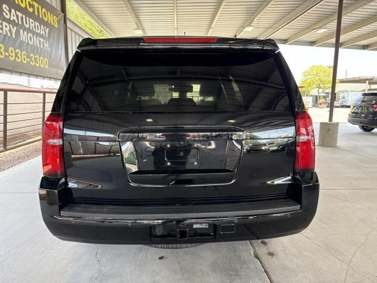 2017-chevrolet-tahoe-image-6