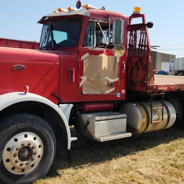 Year: 1986 Make: Peterbilt Model: 359 Vehicle Type: Truck Mileage: Showing 335,508 Drive Line: 6x4