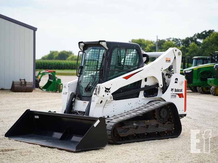 2022-bobcat-t770-image-1