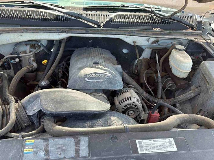 2005-chevrolet-silverado-image-10