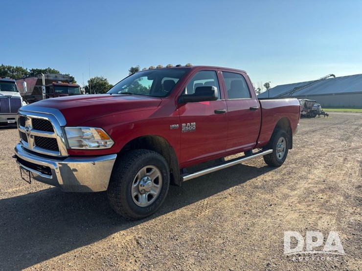 2014-dodge-ram-2500-image-1