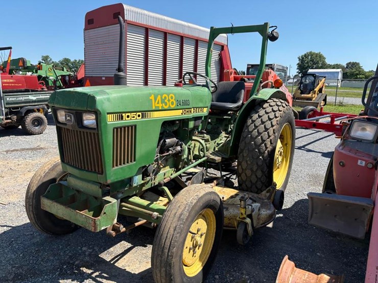 john-deere-1050-image-4