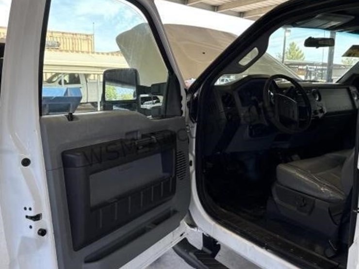 2014-ford-f250-image-24