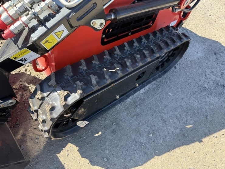 2025-aboss-gh380-mini-compact-track-loader-image-13