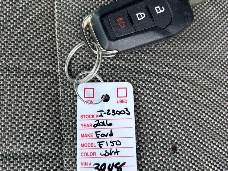 2016-ford-f150-image-25
