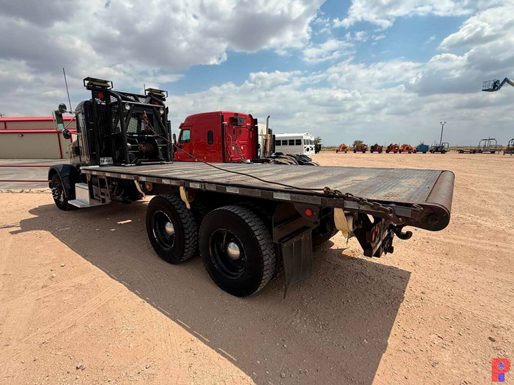 1992-peterbilt-357-image-6