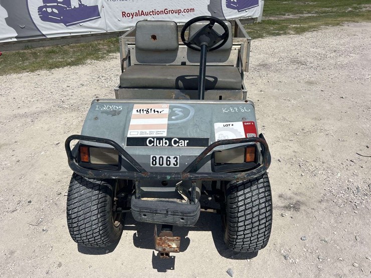 2001-club-car-carryall-utility-cart-image-15