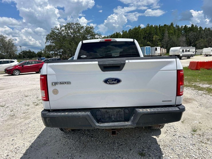 2016-ford-f150-image-25