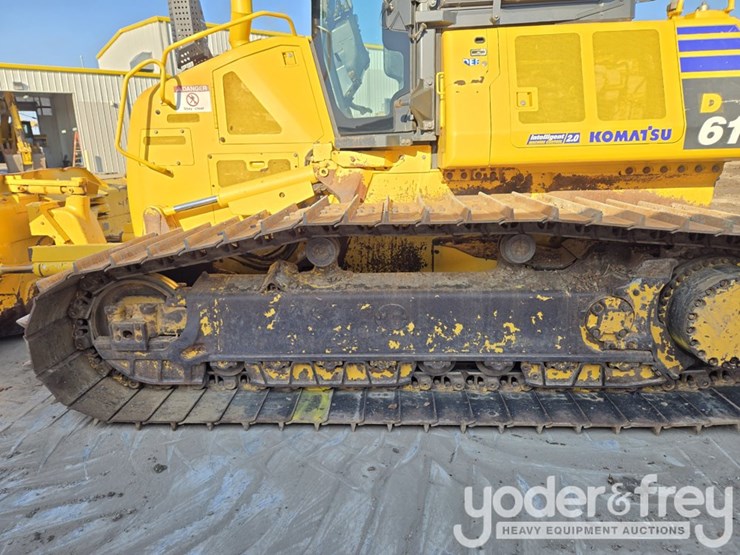 2023-komatsu-d61pxi-24-image-15