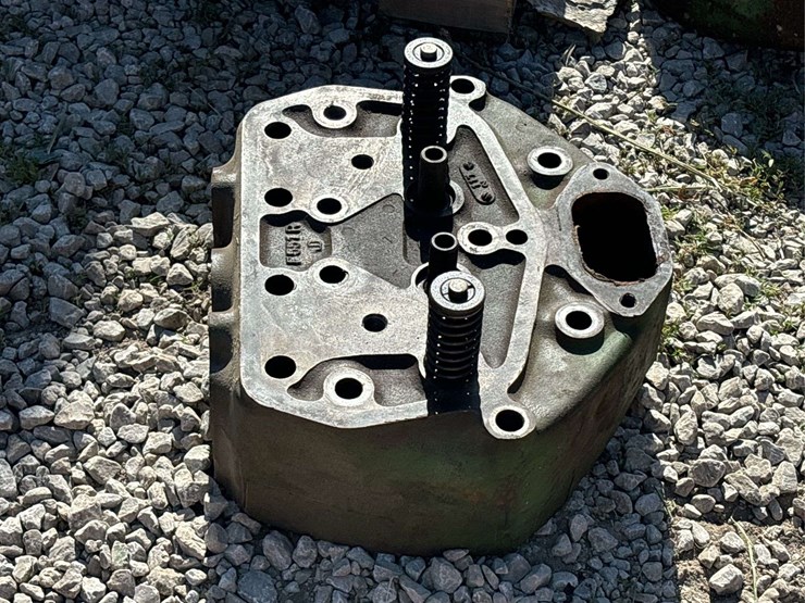 john-deere-model-g-head-image-10