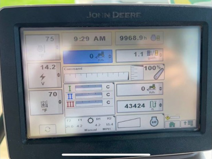2014-john-deere-6140r-image-63