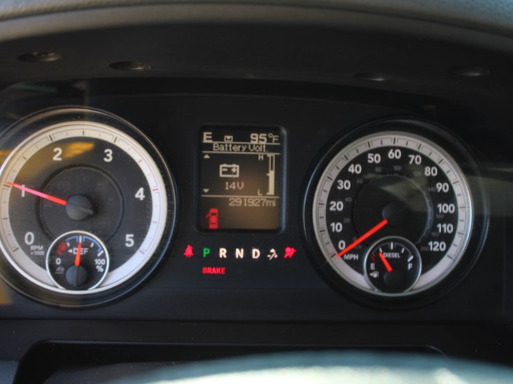dodge-ram-5500-image-17