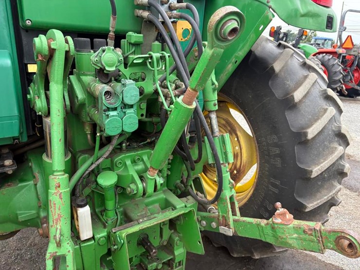john-deere-6320-image-21