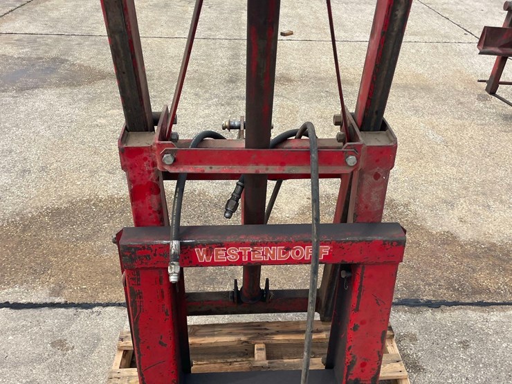 westendorf-3pt-fork-lift-image-8