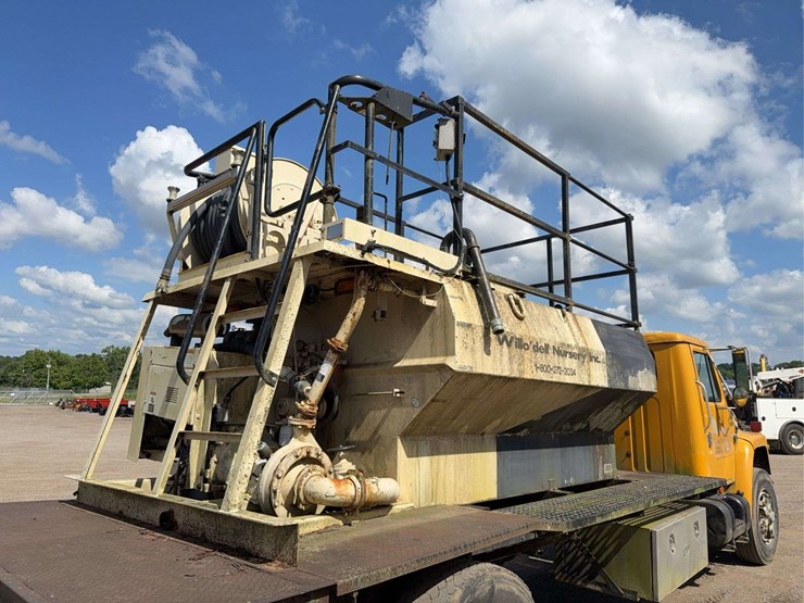 1986-international-1954-hydroseeder-image-13