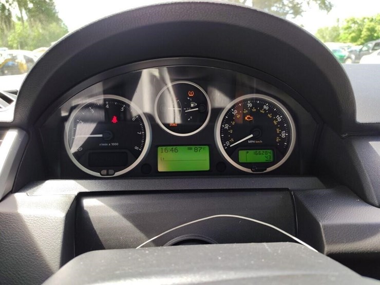 2008-land-rove-range-rover-sp-runs/moves-hse-image-10