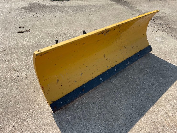 yamaha-54”-atv-snowplow-image-1
