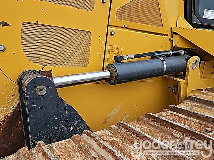 2018-deere-850k-lgp-image-26