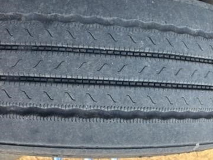 2016-kenworth-t680-image-11