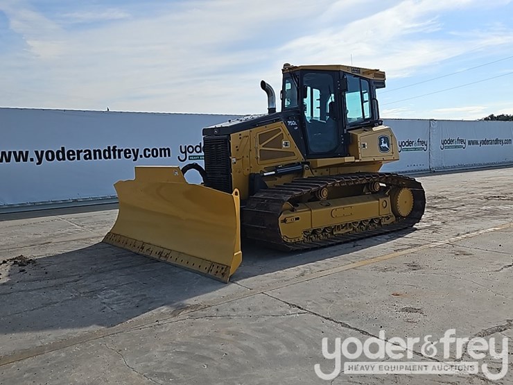 2022-deere-750l-image-2