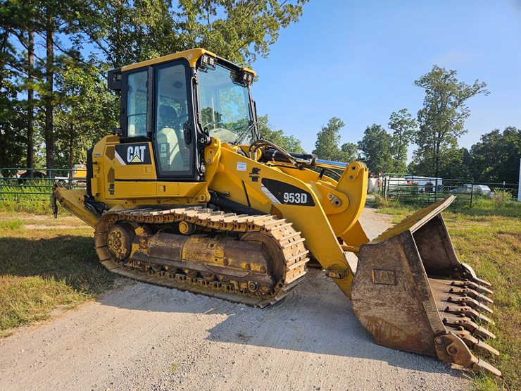 2014-caterpillar-953d-image-27