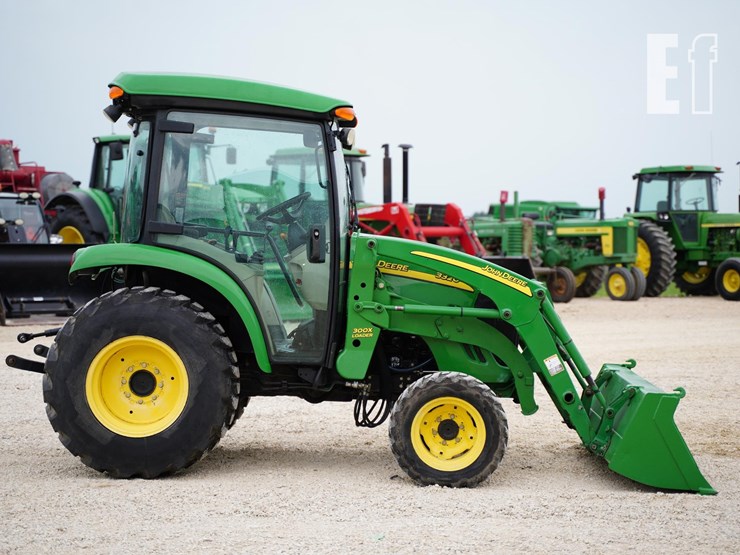 2007-john-deere-3320-image-4
