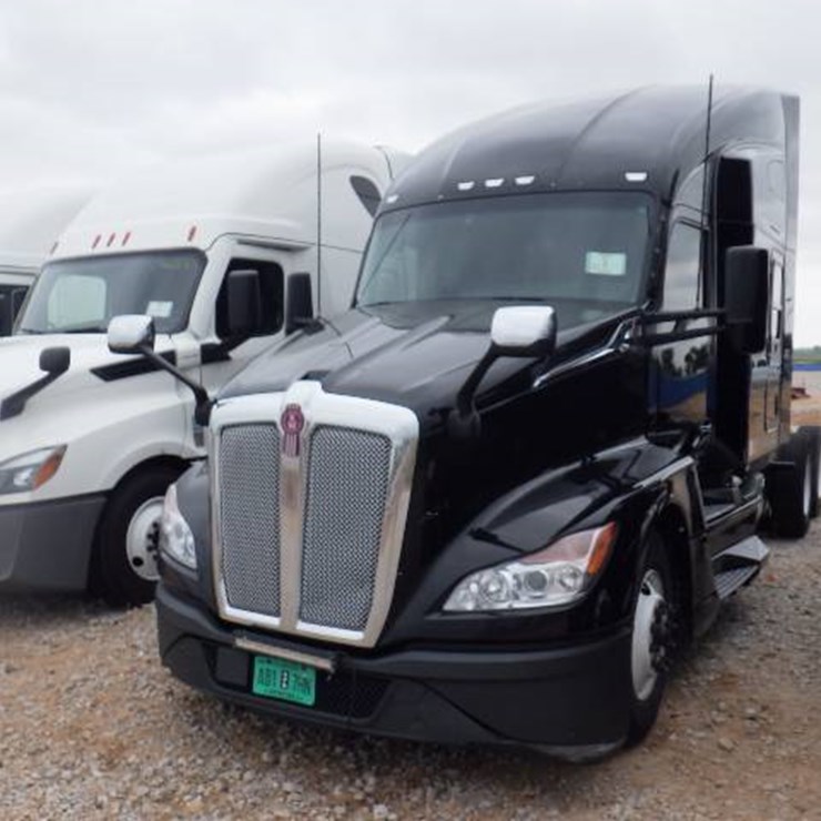 2022 KENWORTH T680