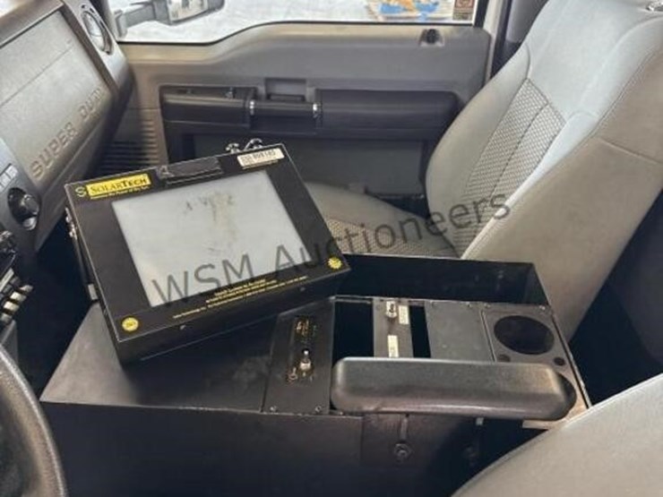 2016-ford-f550-image-23