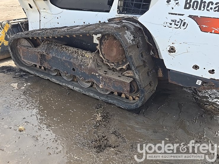 2019-bobcat-t590-image-17