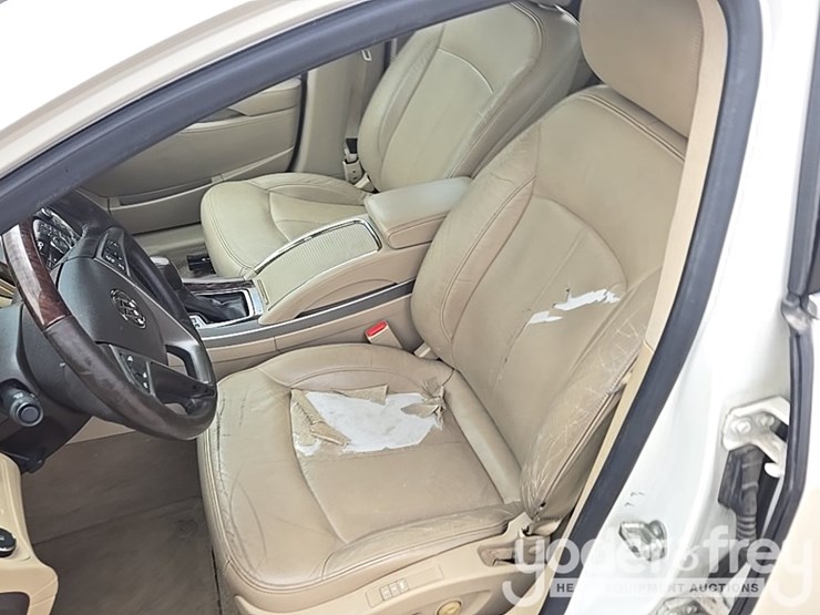 2010-buick-lacrosse-cxs-image-65