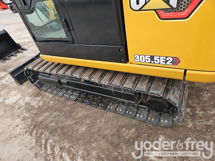 2021-caterpillar-305.5-image-26