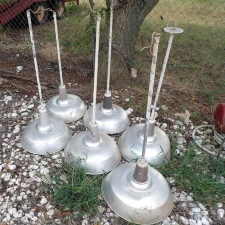 6 - Lg Shop Lights