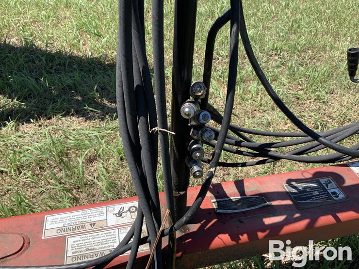 2011-case-ih-370-image-11