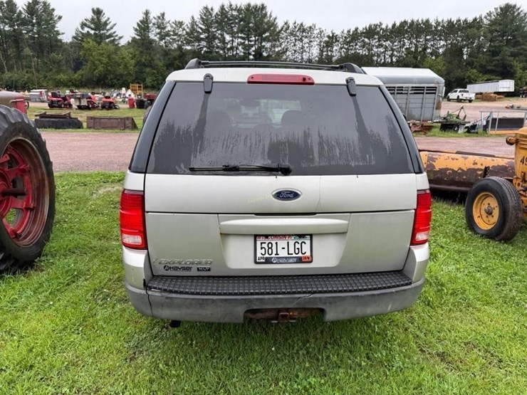 2003-ford-explorer-image-14