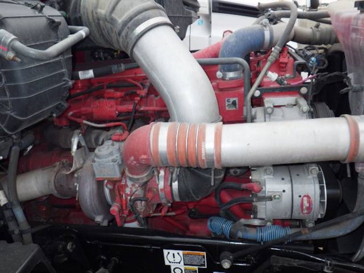 2020-kenworth-t680-image-17