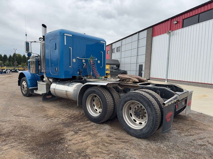 2008-peterbilt-388-image-4