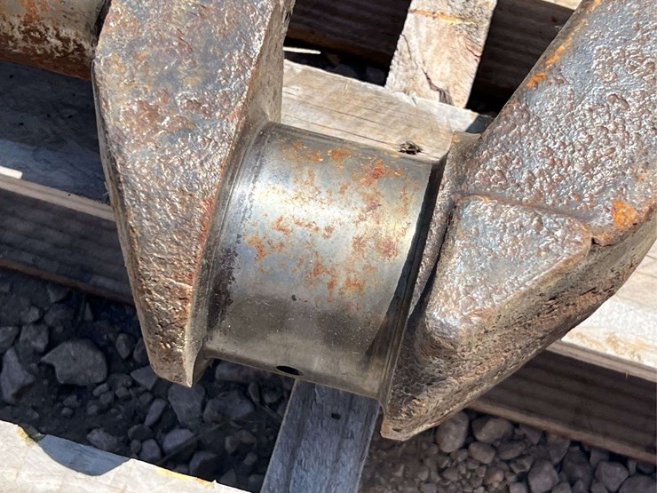 john-deere-model-g-crankshaft-image-11